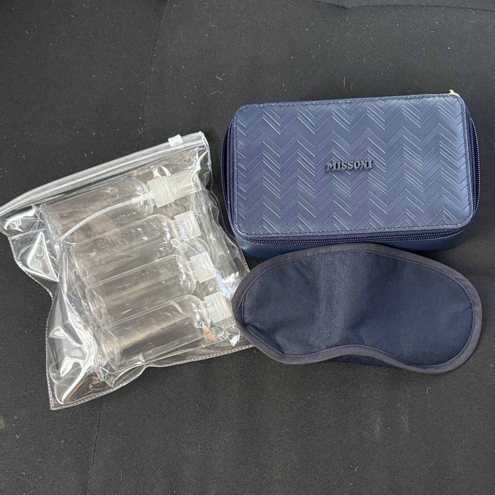 Missoni for Delta Blue Travel Set with Eye Mask and Bottles